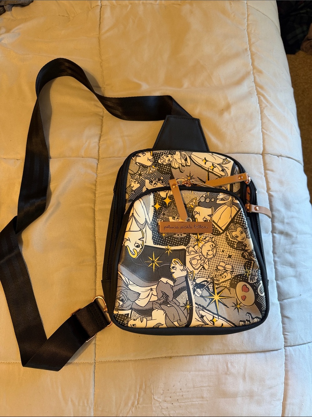 Baby Disney Petunia Pickle Bottom Criss-Cross Sling Bag